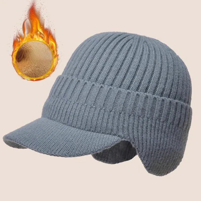Ideales Geschenk - Elastische warme Strickmütze mit Ohrenschutz für das Reiten im Freien