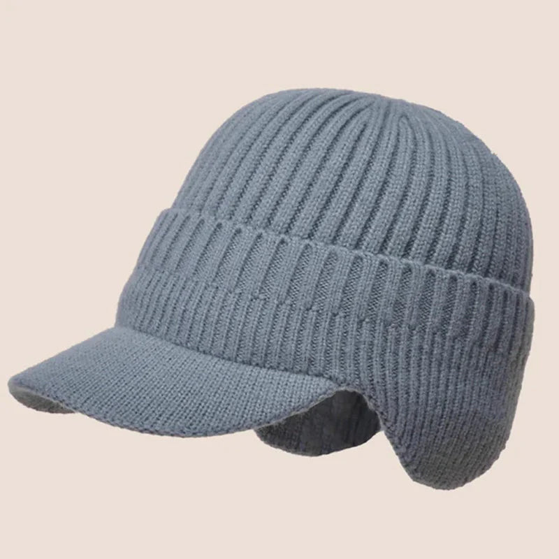 Ideales Geschenk - Elastische warme Strickmütze mit Ohrenschutz für das Reiten im Freien