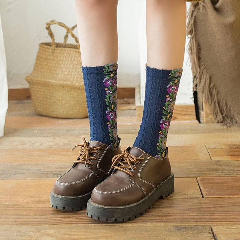 Retro High Socks™ | Einzigartige bestickte Blumen-Socken